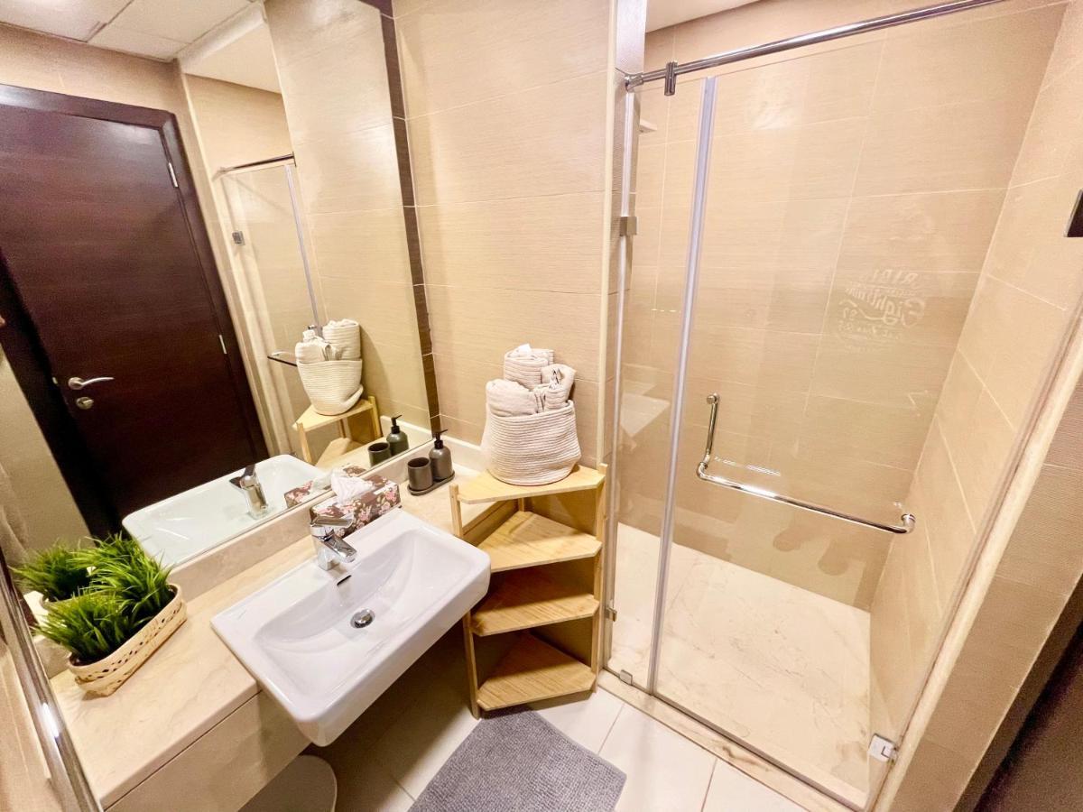 Super Elegant Studio Apartment-Sparkle Tower By Sweet Homes Dubai Eksteriør billede